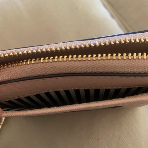 Kate Spade wallet/card case - Picture 6 of 8
